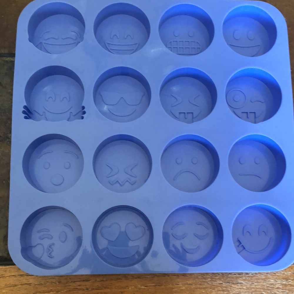 SOAP MOLD emojis - Picture 4 of 6